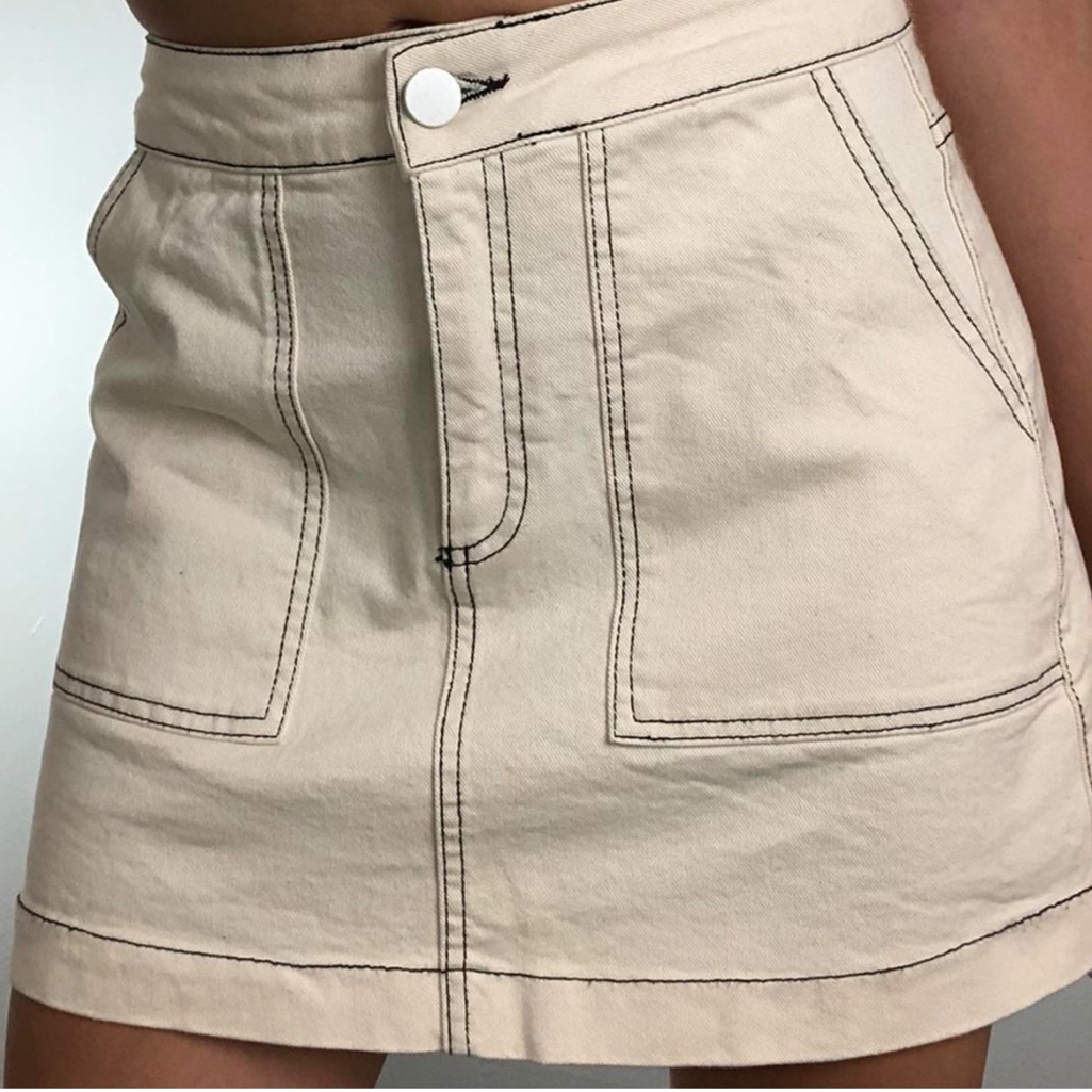 Zara Beige High Waisted A-Line Mini Denim Skirt With Contrasting Topstitching S